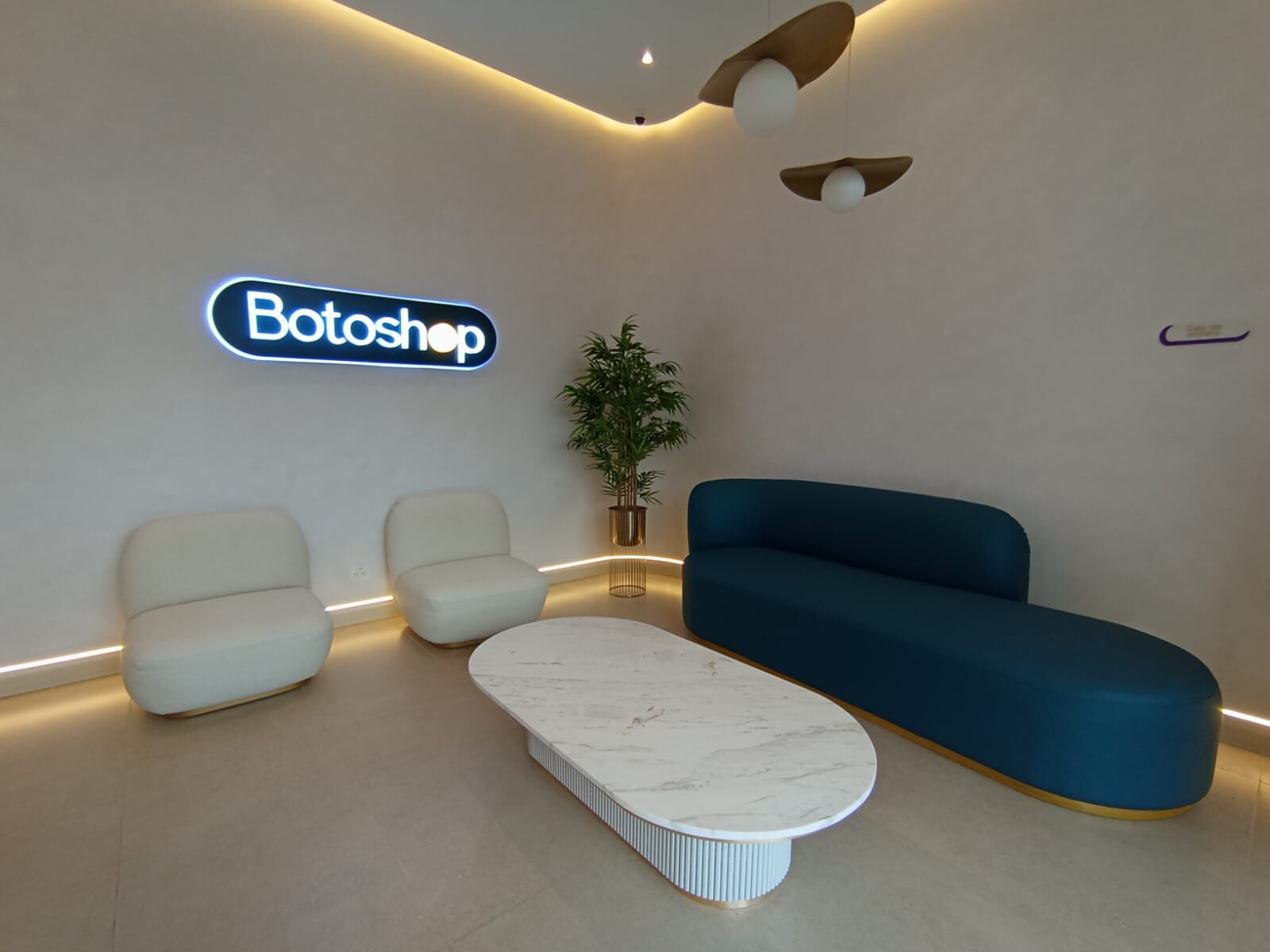 Clínica de Botoshop, Clínica estética especializada y certificada para aplicación de Toxina Botulínica (Bótox) 
